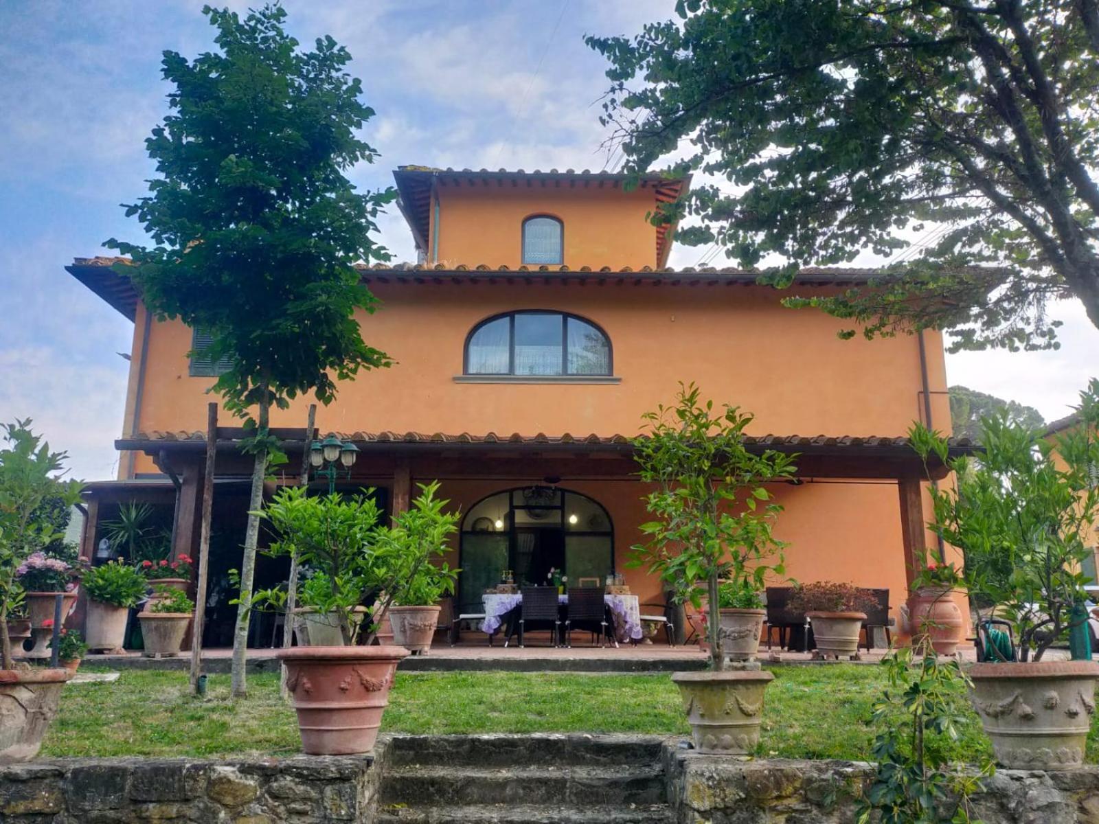 B&B Podere Di Sotto Montelupo Fiorentino Exterior photo